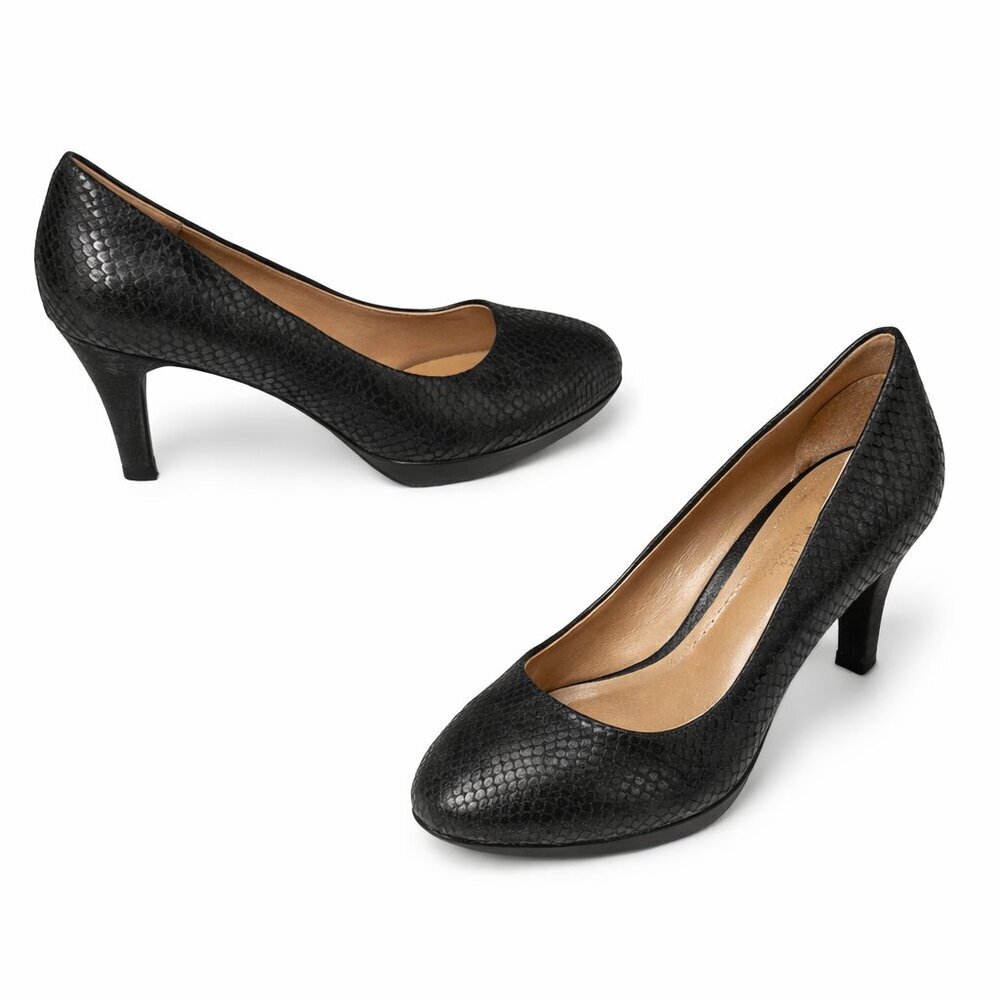 Clarks Black Textured Heels | Classic Comfort Pump | Size 8.5M